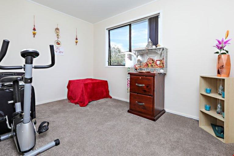 Photo of property in 3/43 Taitimu Drive, Weymouth, Auckland, 2103