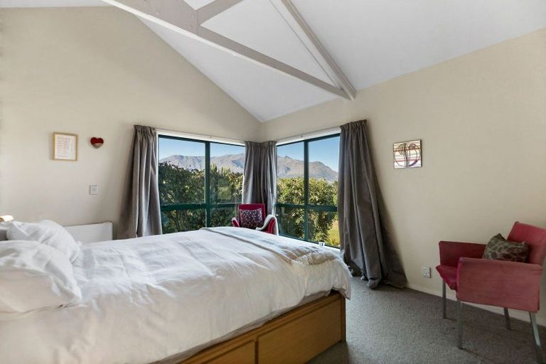 Photo of property in 11 Cotter Avenue, Arrowtown, 9302