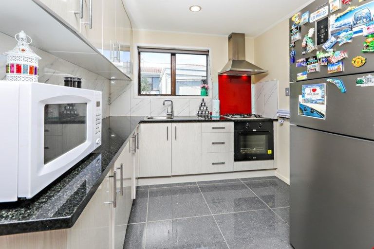 Photo of property in 3/43 Taitimu Drive, Weymouth, Auckland, 2103