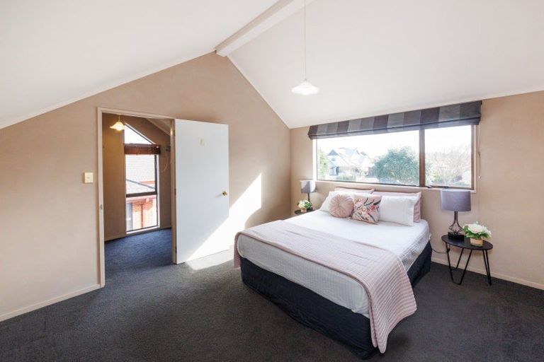 Photo of property in 107 John F Kennedy Drive, Milson, Palmerston North, 4414