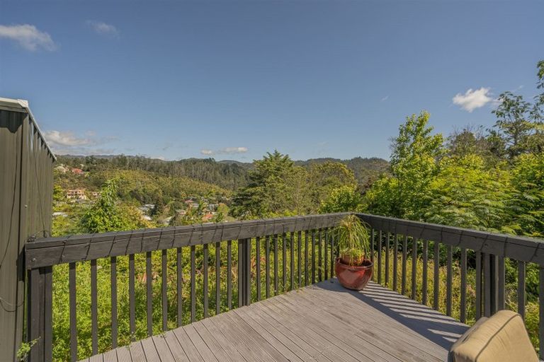 Photo of property in 2 Ridge Road, Tairua, 3508