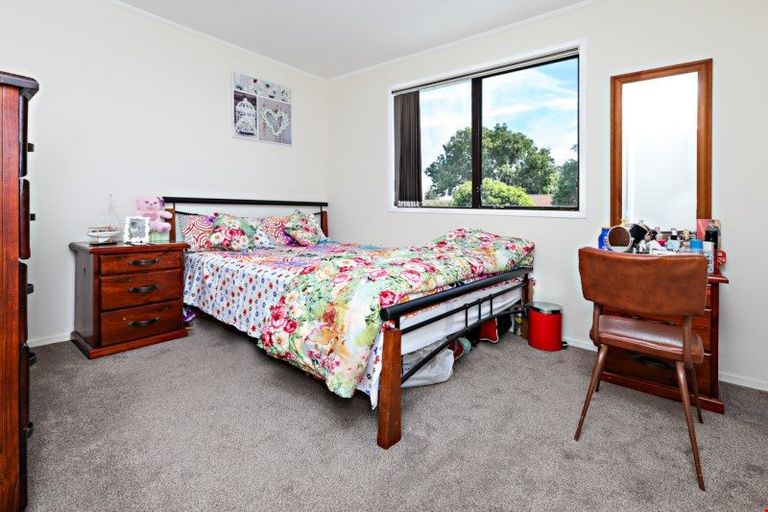 Photo of property in 3/43 Taitimu Drive, Weymouth, Auckland, 2103