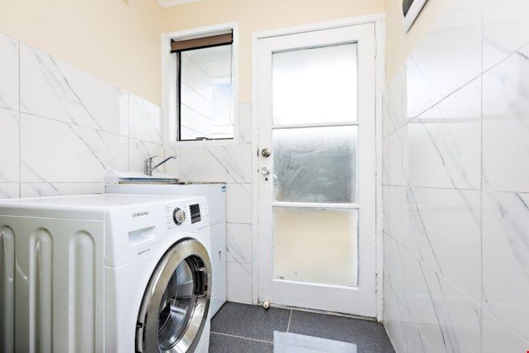 Photo of property in 3/43 Taitimu Drive, Weymouth, Auckland, 2103