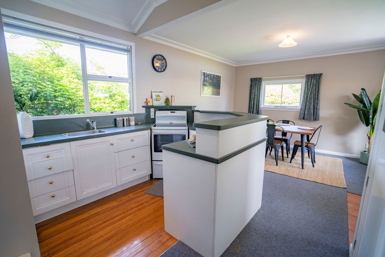 Photo of property in 84 Melbourne Street, Windsor, Invercargill, 9810