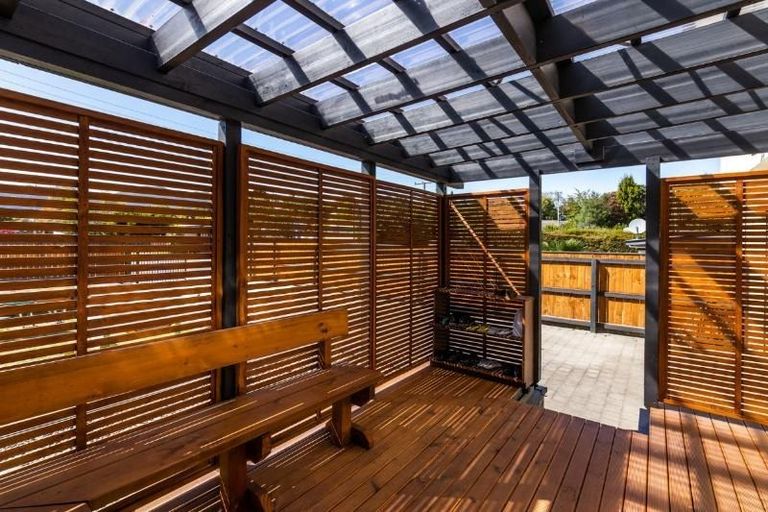 Photo of property in 15 Kotare Street, Hilltop, Taupo, 3330