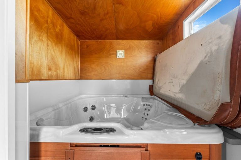 Photo of property in 8 Cambridge Street, Pahiatua, 4910