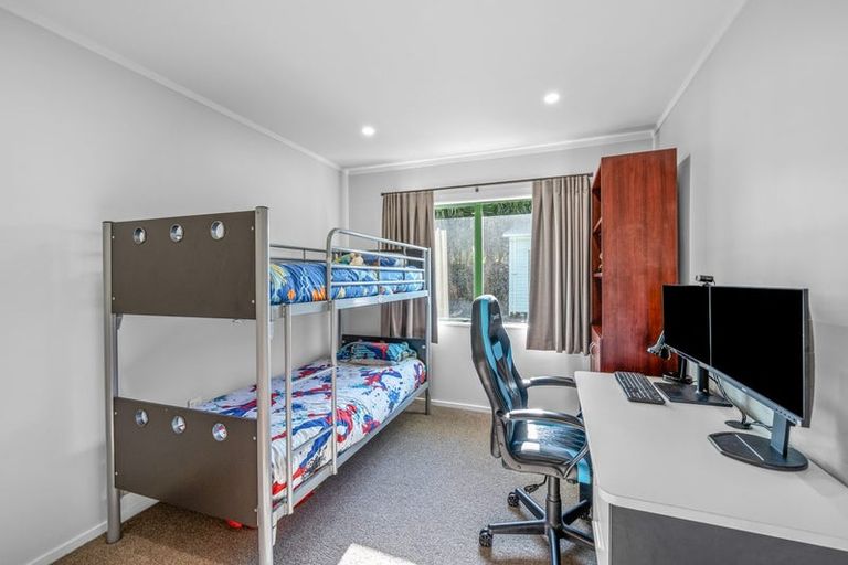 Photo of property in 468a Great South Road, Opaheke, Papakura, 2113