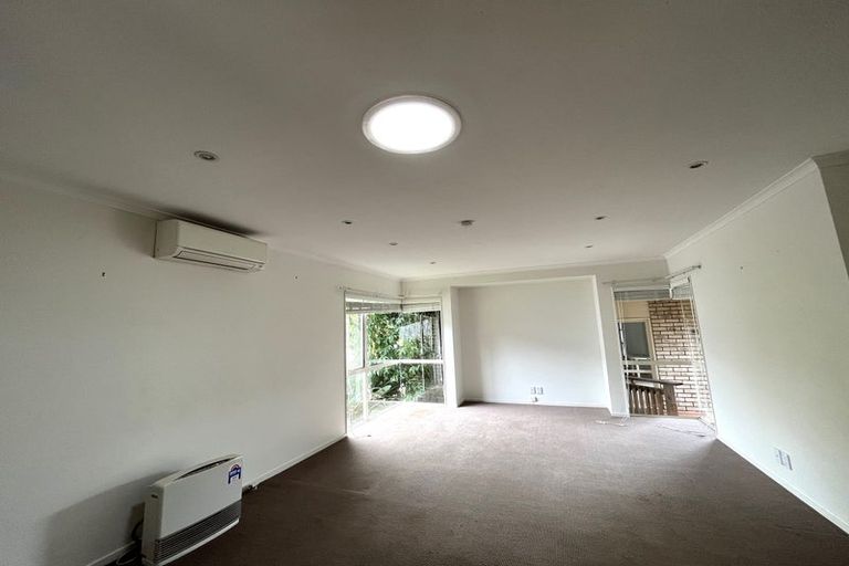 Photo of property in 12 Mander Place, Bucklands Beach, Auckland, 2012