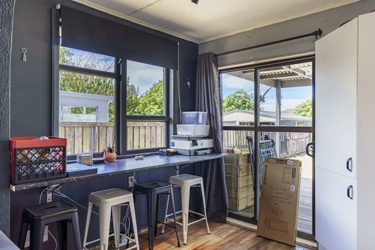Photo of property in 27 Tasman Street, Havelock North, 4130