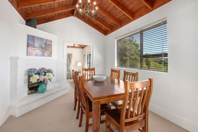 Photo of property in 3 Furneaux Grove, Whitby, Porirua, 5024