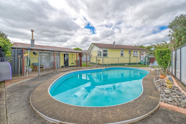 Photo of property in 30 Wordsworth Road, Manurewa, Auckland, 2102