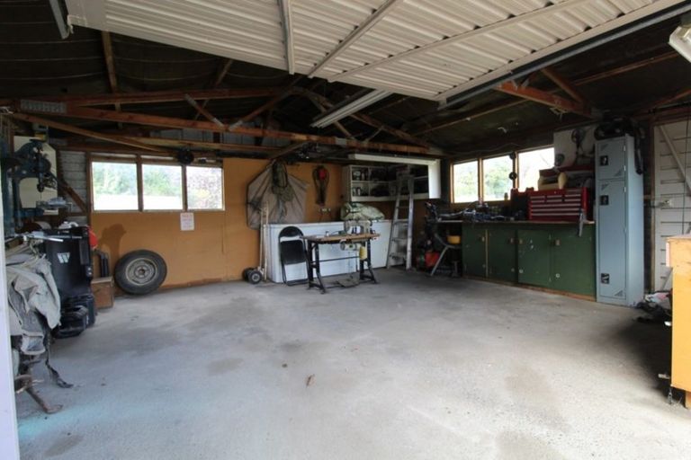 Photo of property in 31 Point Bush Road, Waimate, 7924