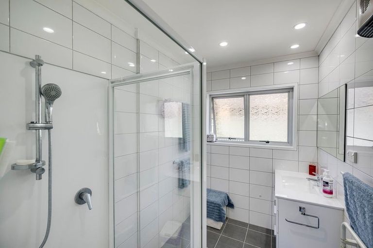 Photo of property in 1 Ngarimu Crescent, Taradale, Napier, 4112