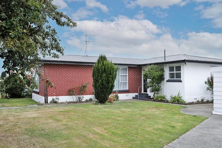 Photo of property in 52 Highfield Terrace, Newfield, Invercargill, 9812