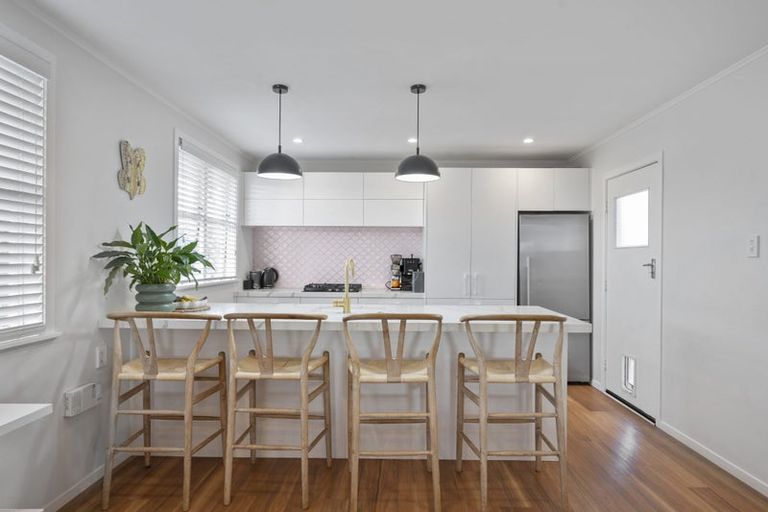 Photo of property in 6 Corbett Place, Onekawa, Napier, 4110