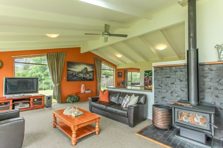 Photo of property in 56 Ward Road, Hamurana, Rotorua, 3097