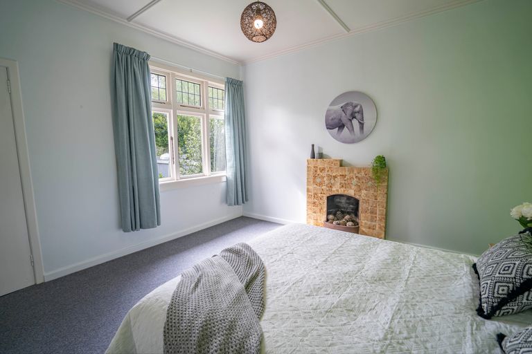 Photo of property in 84 Melbourne Street, Windsor, Invercargill, 9810