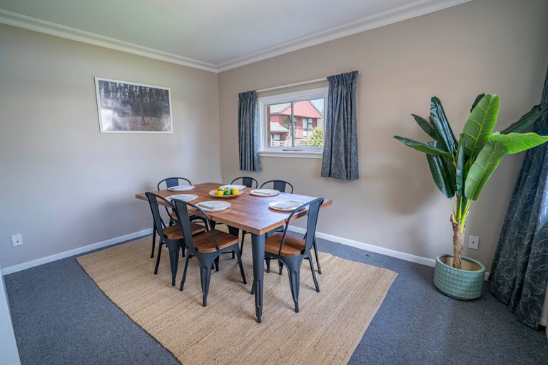 Photo of property in 84 Melbourne Street, Windsor, Invercargill, 9810