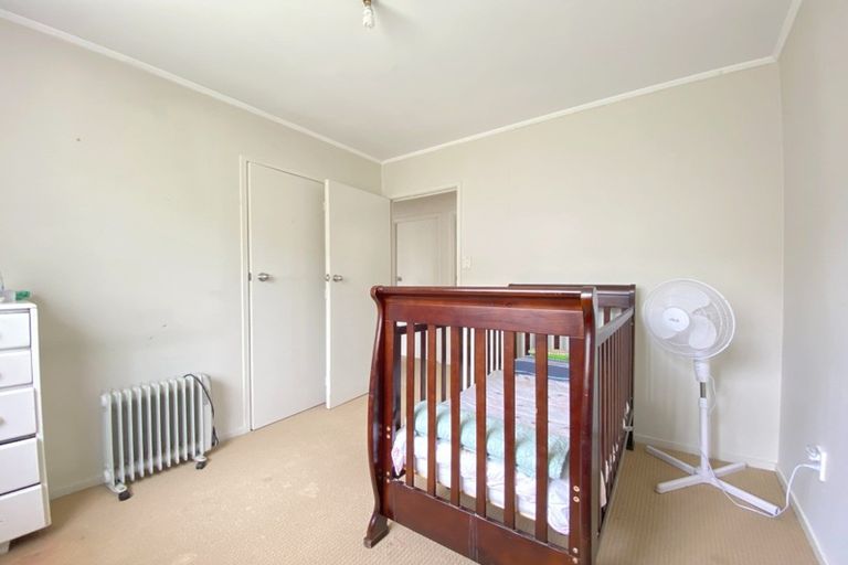 Photo of property in 29 Rehia Road, Massey, Auckland, 0614