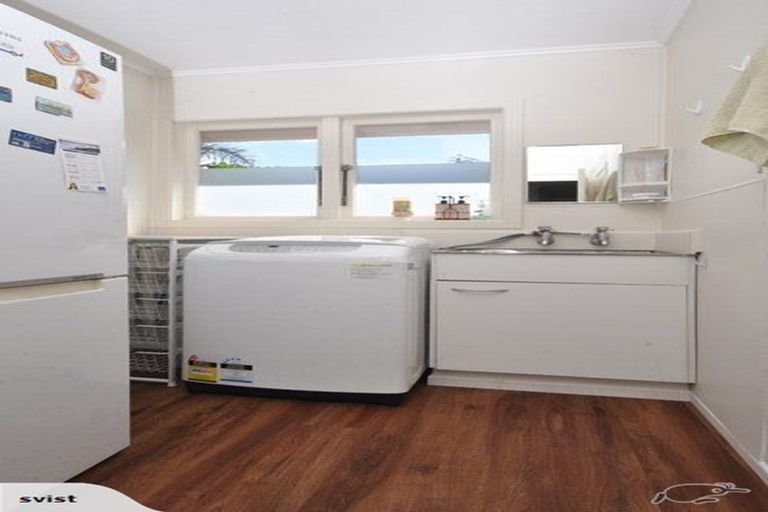 Photo of property in 34 Durham Street, Te Atatu Peninsula, Auckland, 0610