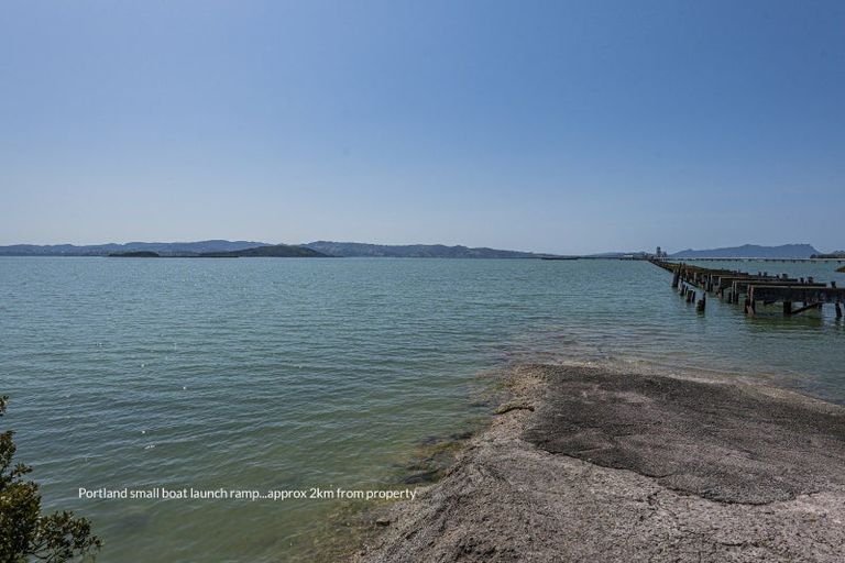 Photo of property in 240 Portland Road, Portland, Whangarei, 0178