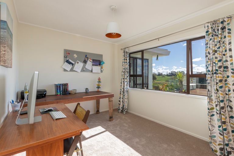 Photo of property in 66 Waiteitei Road, Wellsford, 0974