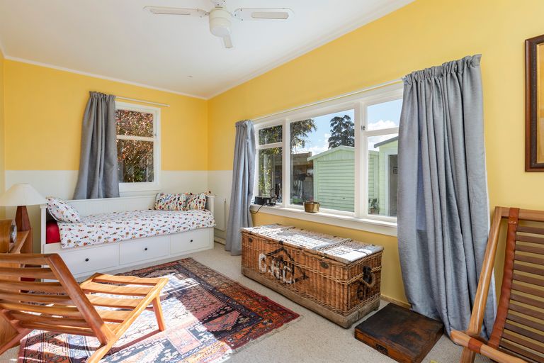 Photo of property in 66 Waiteitei Road, Wellsford, 0974