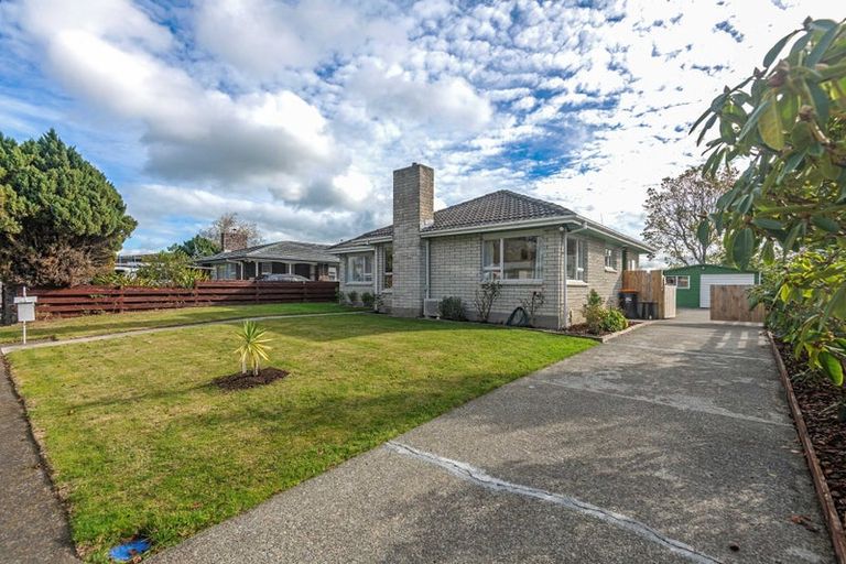 Photo of property in 38 Abraham Crescent, Milson, Palmerston North, 4414