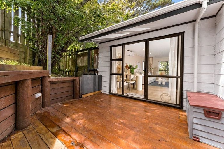 Photo of property in 1 Relko Crescent, Torbay, Auckland, 0630