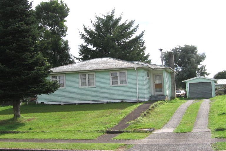 Photo of property in 2 Linton Place, Tokoroa, 3420