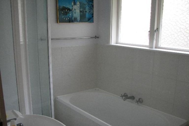 Photo of property in 7b Hewett Way, Ngaio, Wellington, 6035