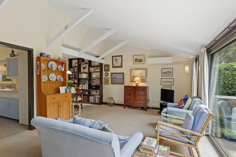 Photo of property in 2/32 Albany Street, St Albans, Christchurch, 8014