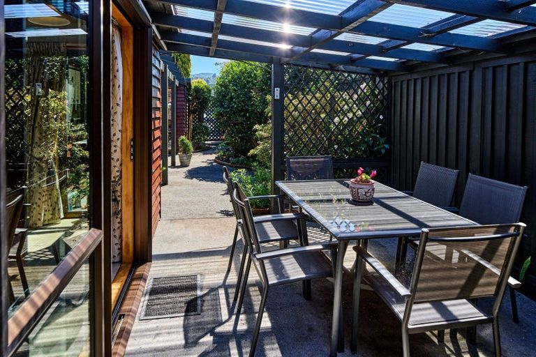 Photo of property in 2/70 Hautana Street, Woburn, Lower Hutt, 5010