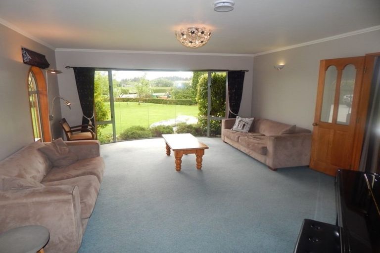 Photo of property in 43 Kew Road, Westport, 7825