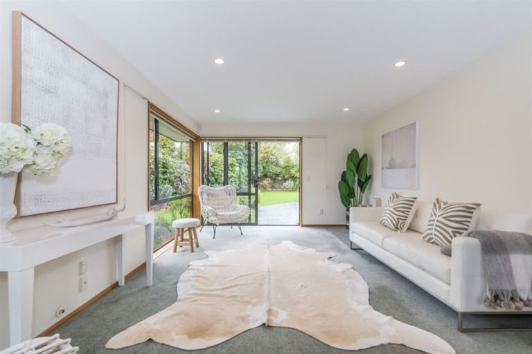 Photo of property in 3 Swanleigh Place, Ilam, Christchurch, 8041