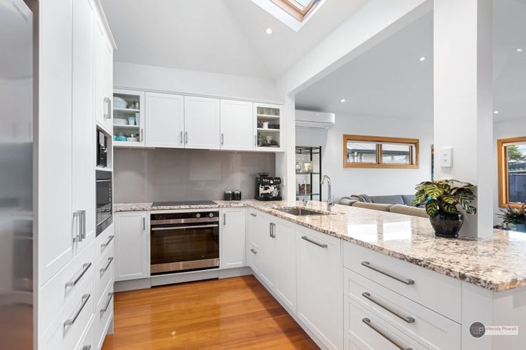 Photo of property in 35 Cudby Street, Woburn, Lower Hutt, 5011