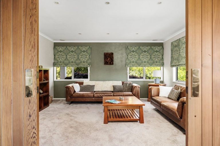 Photo of property in 31 Bayvista Close, Welcome Bay, Tauranga, 3112