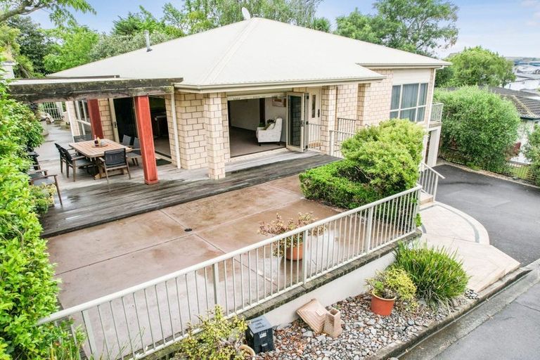 Photo of property in 20a Alison Street, Hamilton Lake, Hamilton, 3204