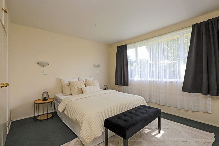 Photo of property in 25 Breadalbane Road, Havelock North, 4130