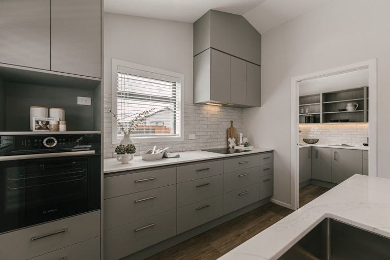 Photo of property in 27 Daniel Place, Kelvin Grove, Palmerston North, 4414