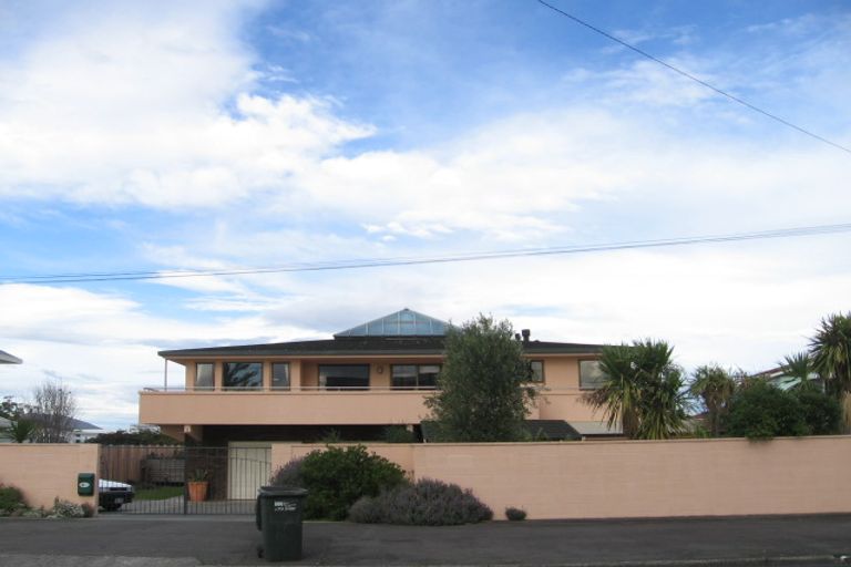 Photo of property in 40 Charles Street, Westshore, Napier, 4110