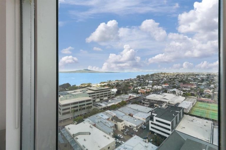 Photo of property in Sentinel Apartments, 1503/3 Northcroft Street, Takapuna, Auckland, 0622