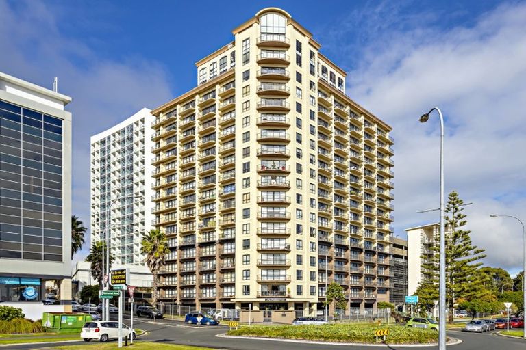 Photo of property in The Rennaissance, 1c/18 Ronwood Avenue, Manukau, Auckland, 2104