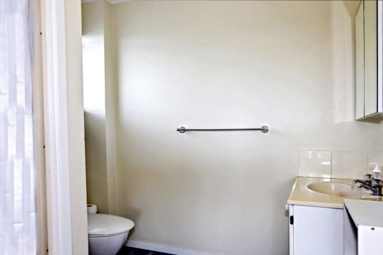 Photo of property in 31 Queen Road, Bellevue, Tauranga, 3110