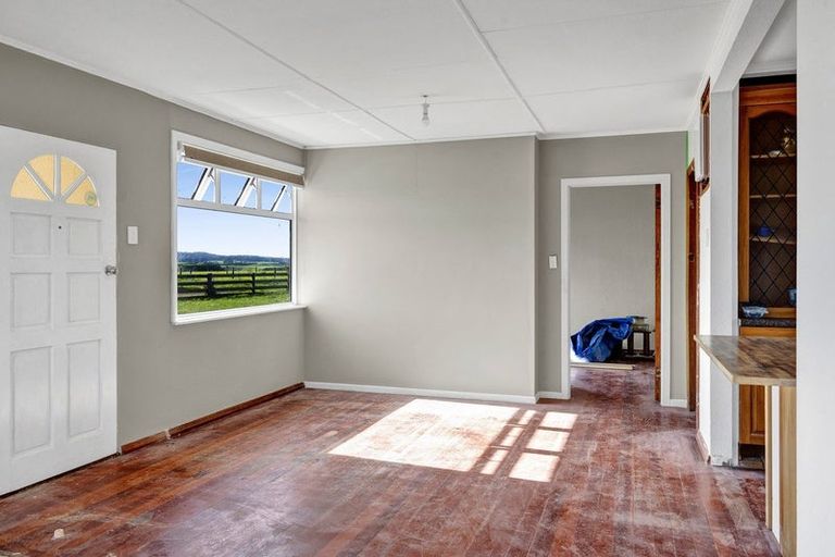 Photo of property in 505 Meremere Road, Ohangai, Hawera, 4672