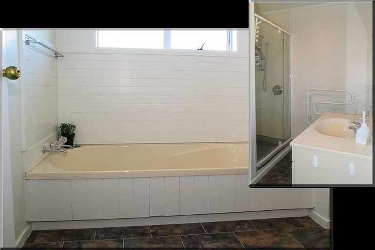 Photo of property in 4 Swinford Crescent, Johnsonville, Wellington, 6037