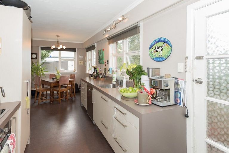 Photo of property in 49a Doralto Road, Frankleigh Park, New Plymouth, 4310