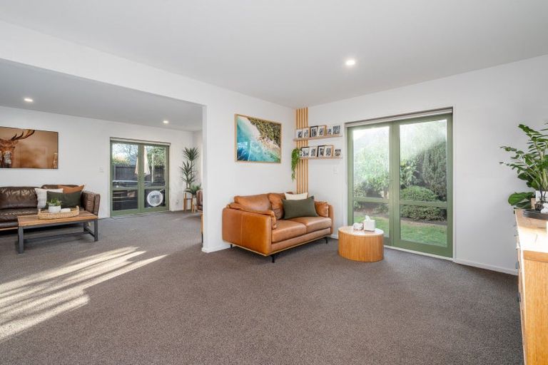 Photo of property in 488a Bower Avenue, Parklands, Christchurch, 8083