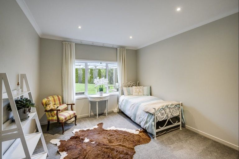 Photo of property in 254 Blackbarn Road, Havelock North, 4294