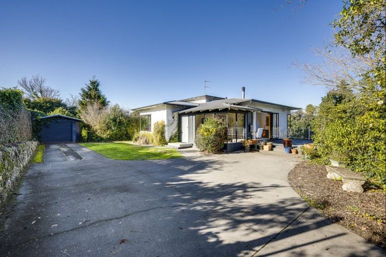 Photo of property in 109 Chaucer Road, Hospital Hill, Napier, 4110